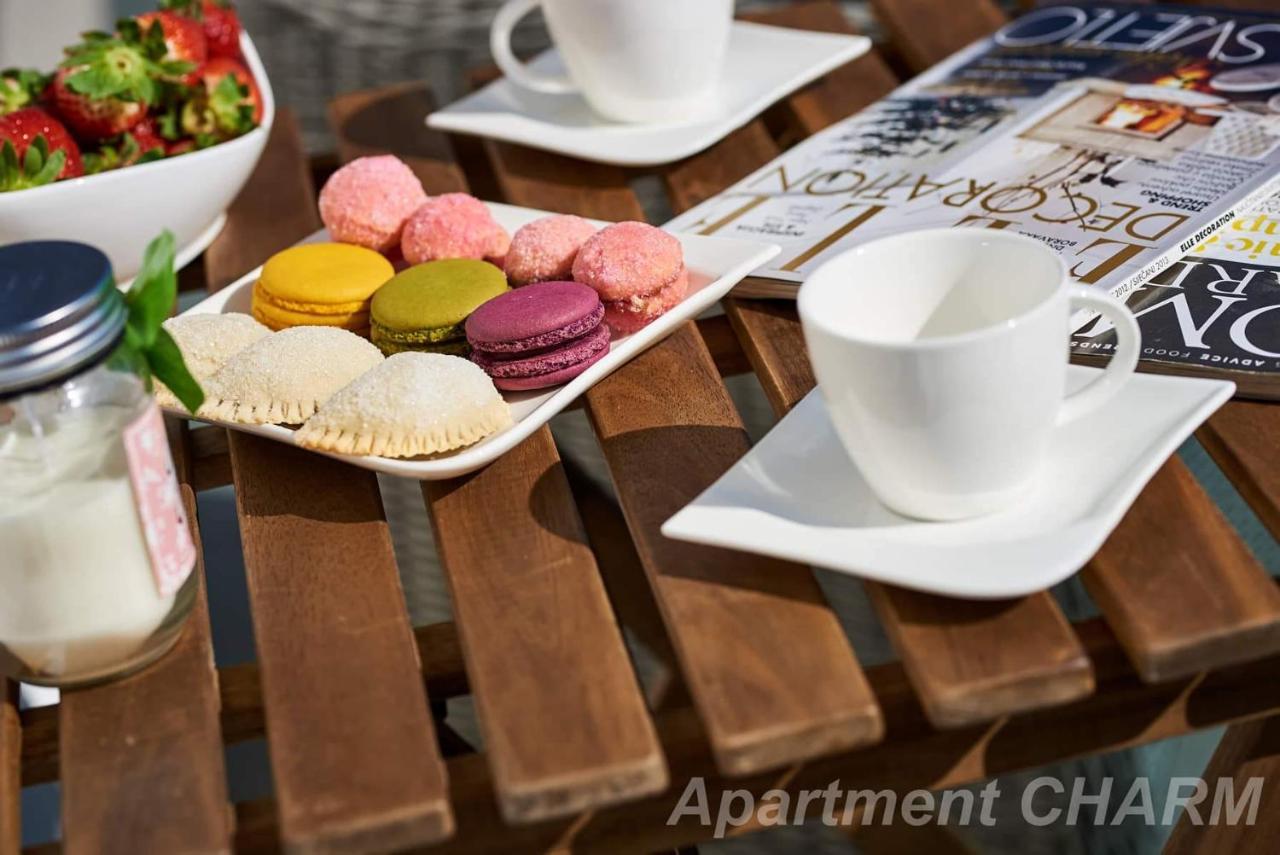 Luxury Apartment Charm With Pool Трогир Екстериор снимка