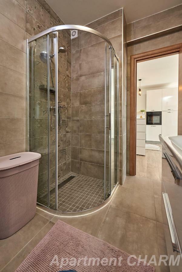 Luxury Apartment Charm With Pool Трогир Екстериор снимка