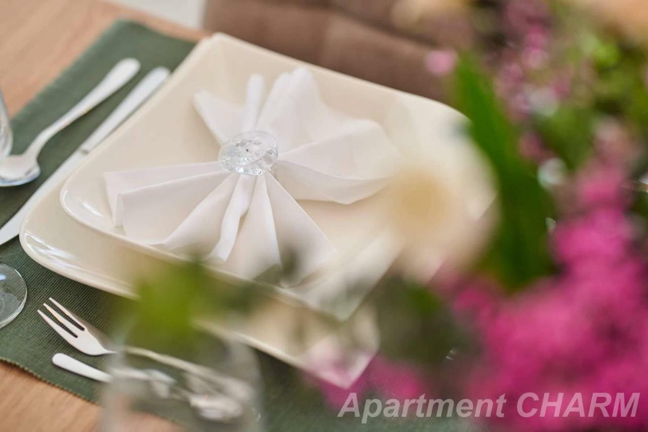 Luxury Apartment Charm With Pool Трогир Екстериор снимка